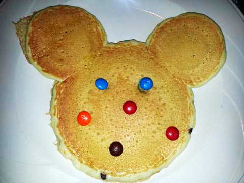 Pancake Breakfast - Mickey Mouse pancake Villas Diner